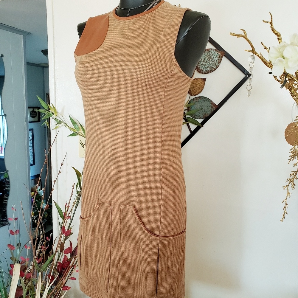 Ralph Lauren sport dress - Picture 4 of 5
